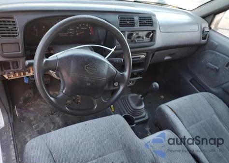 2000 Nissan Frontier King Cab Xe from USA, damaged, VIN 1N6DD26SXYC324610